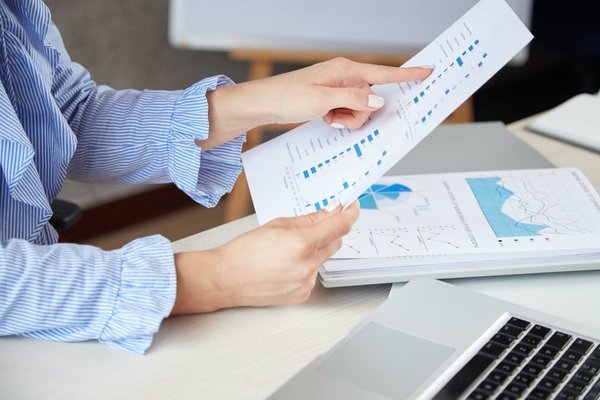 Utilisation de l'analyse des données pour les petites entreprises de vente au détail