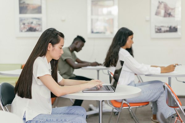 Quelle est la meilleure formation diplômante pour booster votre parcours professionnel ?